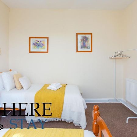 Bright 2Bed Apartment In Galashiels City Centre المظهر الخارجي الصورة