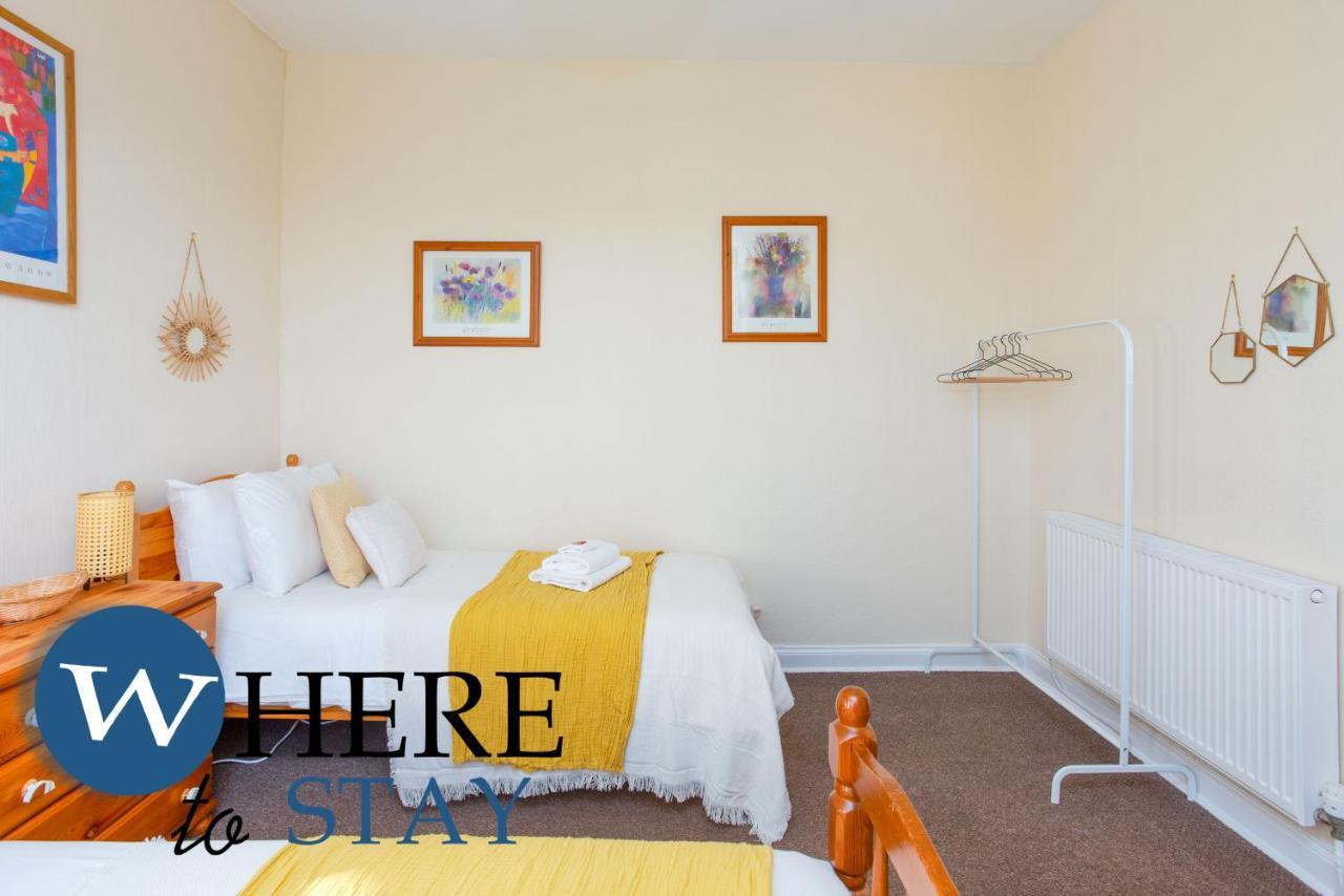 Bright 2Bed Apartment In Galashiels City Centre المظهر الخارجي الصورة